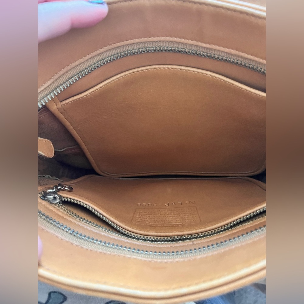 VINTAGE COACH Tribeca Camel Glove Tanned Leather Bleeker Bucket Shoulder Bag - Picture 2 of 11